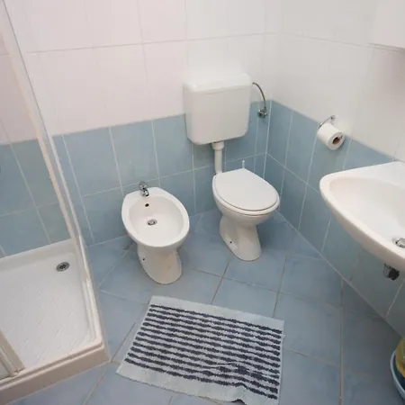 Novigrad 3349a アパート Novigrad Istria